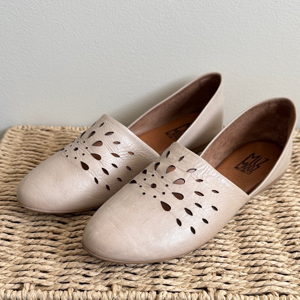 Miz Mooz Women's Beige Cutout Loafers